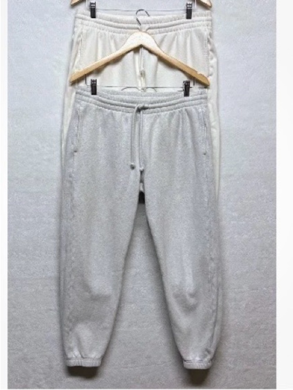 Lot of 2 - Aritzia  Drawstring Sweatpants - Light Gray and White both Large